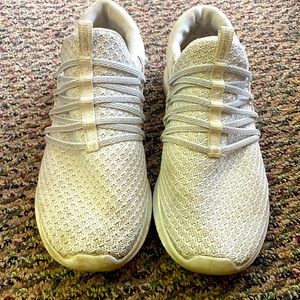 Skechers Air-Cooled Memory Foam walking shoe - lightly worn